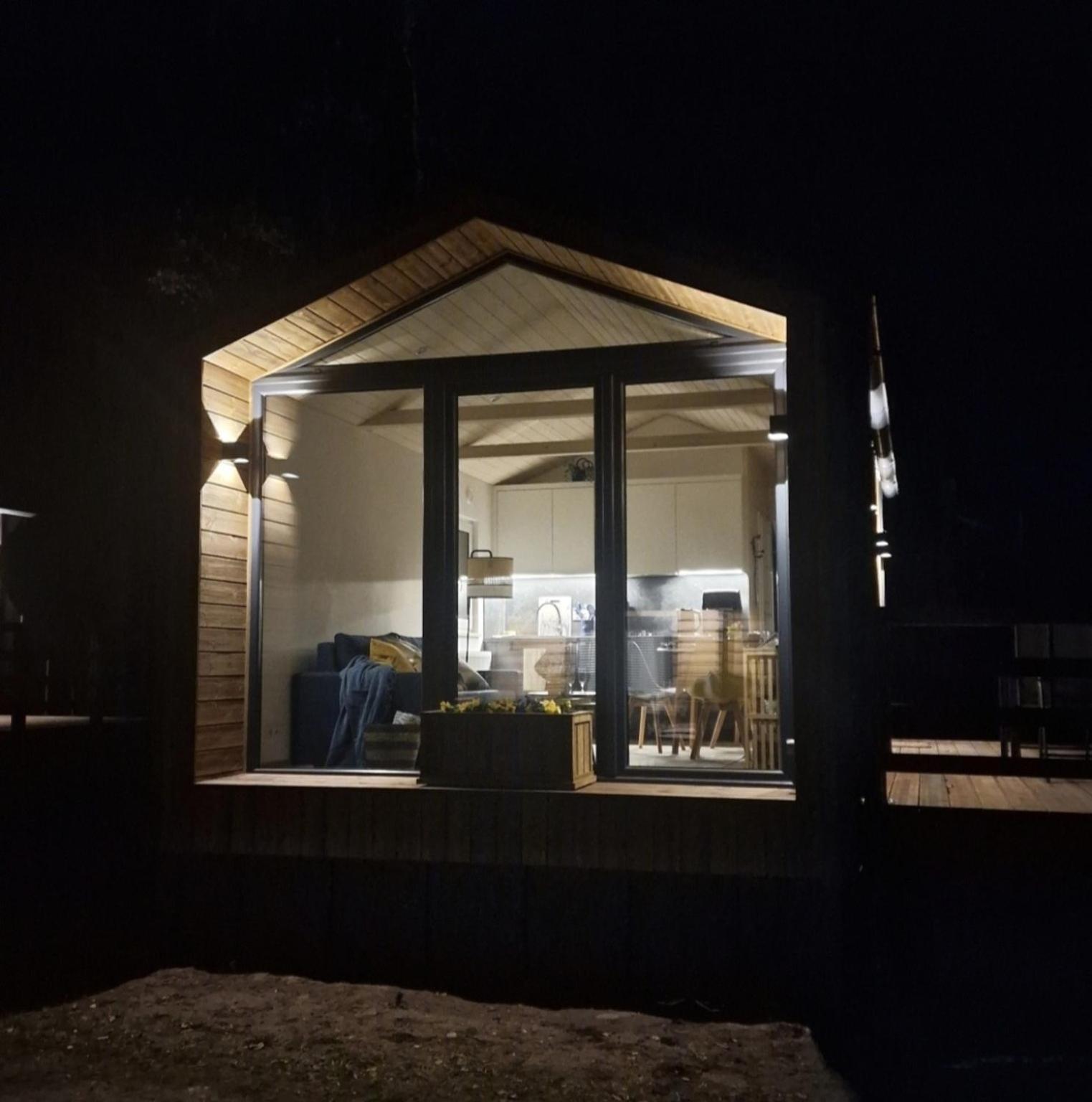 Stuer Tiny House Lotta - Auszeit-Oase Am Plauer See מראה חיצוני תמונה