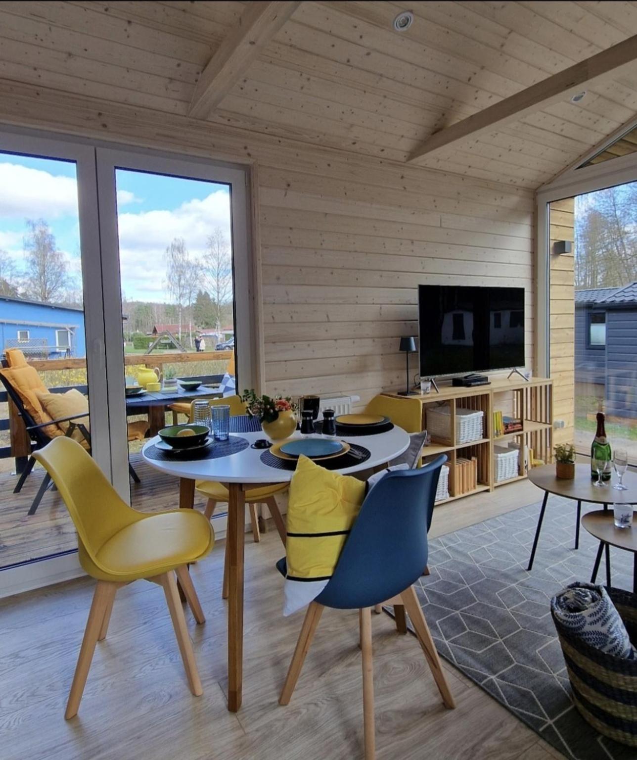 Stuer Tiny House Lotta - Auszeit-Oase Am Plauer See מראה חיצוני תמונה